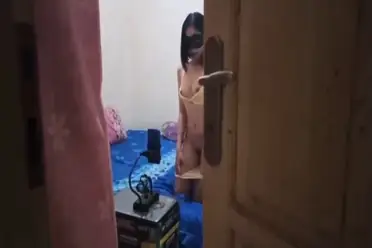 Bokep Indo Pacar Cantik Live Show Buka Baju Room VIP